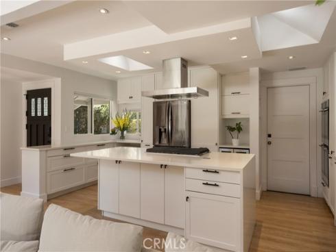2798  Francis   Lane, Costa Mesa, CA