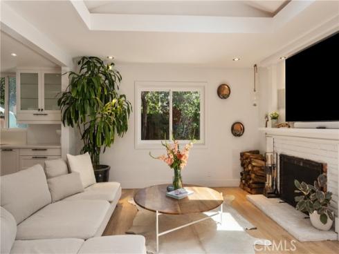 2798  Francis   Lane, Costa Mesa, CA