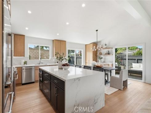 1713  Oahu   Place, Costa Mesa, CA