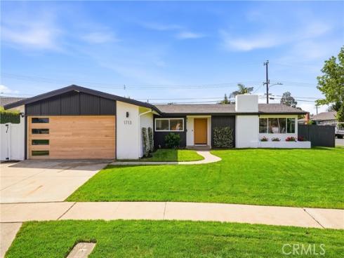 1713  Oahu   Place, Costa Mesa, CA