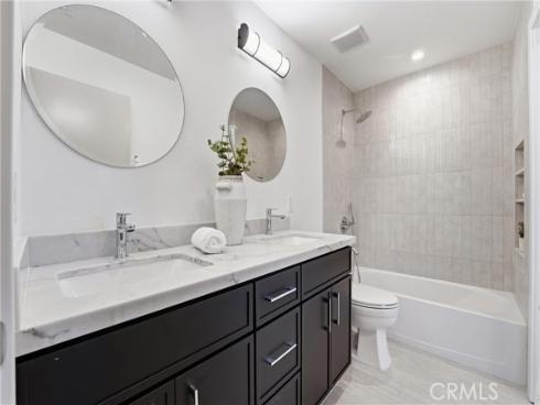 1713  Oahu   Place, Costa Mesa, CA