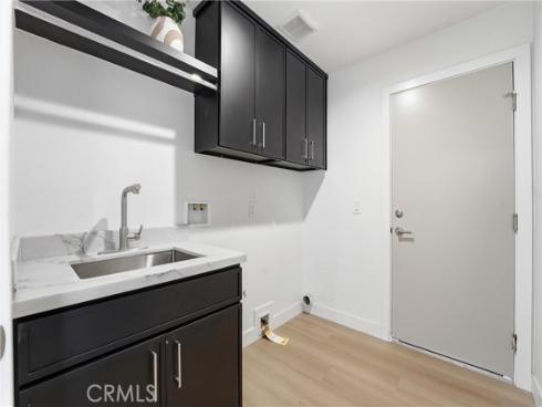 1713  Oahu   Place, Costa Mesa, CA