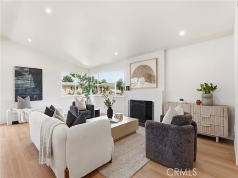 1713  Oahu   Place, Costa Mesa, CA