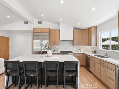 1713  Oahu   Place, Costa Mesa, CA