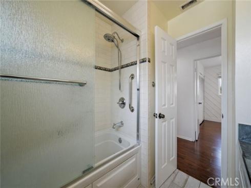 956  W Wilson St  , Costa Mesa, CA