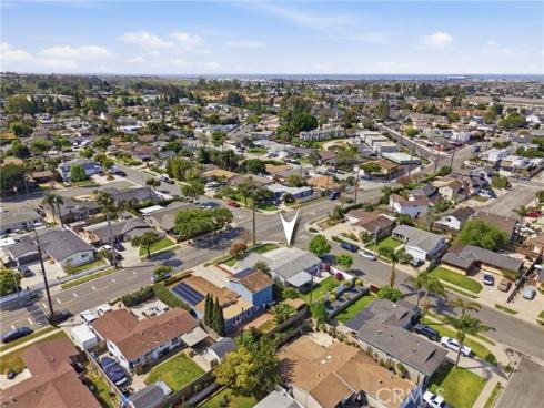 956  W Wilson St  , Costa Mesa, CA