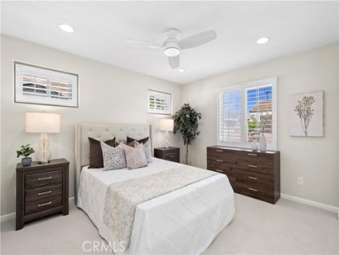 695  Center  B  Street, Costa Mesa, CA