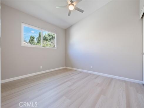 927  Presidio  , Costa Mesa, CA