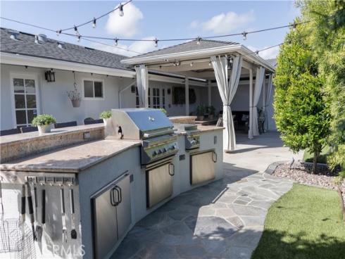245  Brentwood  , Costa Mesa, CA