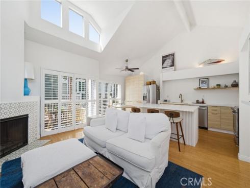805  Grayling Bay  46 , Costa Mesa, CA