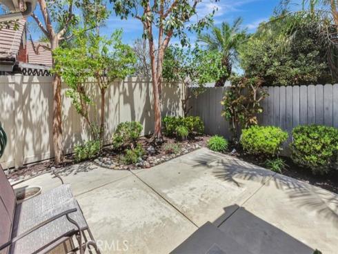 1104 Dennis Drive , Costa Mesa, CA