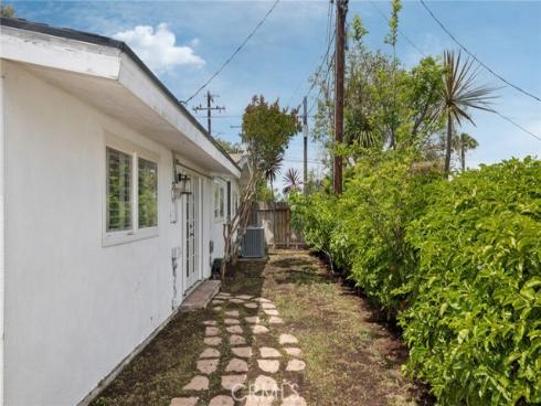 300 Esther Street, Costa Mesa, CA