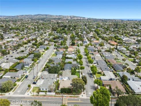 300 Esther Street, Costa Mesa, CA