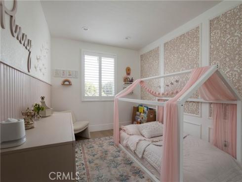 293 Mesa Dr , Costa Mesa, CA