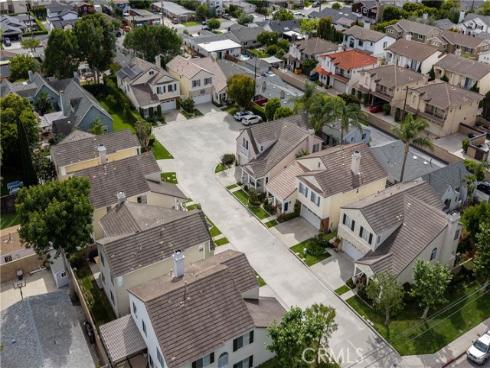 293 Mesa Dr , Costa Mesa, CA