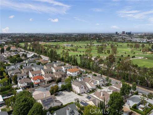 293 Mesa Dr , Costa Mesa, CA