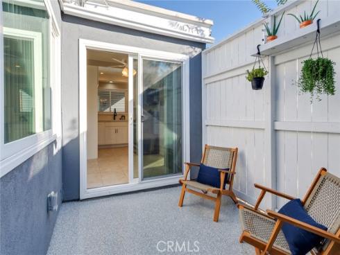 2408 Saratoga Way, Costa Mesa, CA