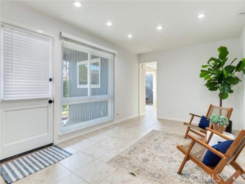 2408 Saratoga Way, Costa Mesa, CA