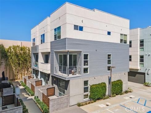 1529 Greenwich Way , Costa Mesa, CA