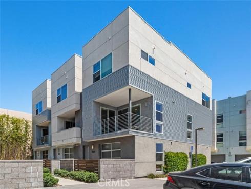 1529  Greenwich Way  , Costa Mesa, CA
