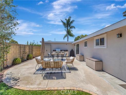 2136 Parsons , Costa Mesa, CA