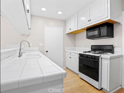 3074 Warren , Costa Mesa, CA