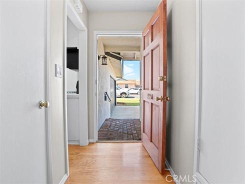 3074 Warren , Costa Mesa, CA