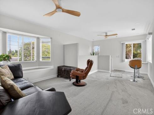 1010 W 19th  , Costa Mesa, CA