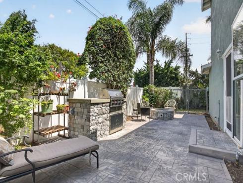 1010 W 19th  , Costa Mesa, CA