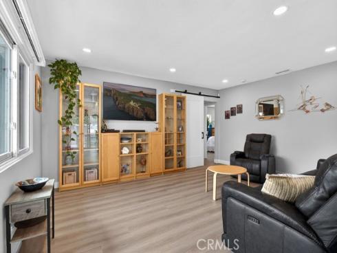 1010 W 19th  , Costa Mesa, CA