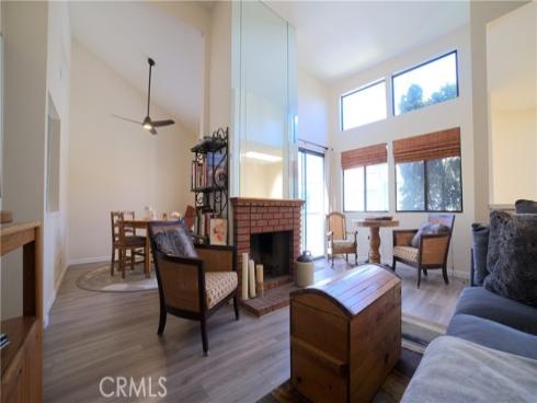 2336 Elden B , Costa Mesa, CA