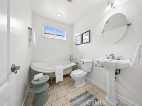 2665 Club Mesa Place, Costa Mesa, CA