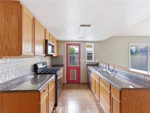 254 Bucknell Road, Costa Mesa, CA