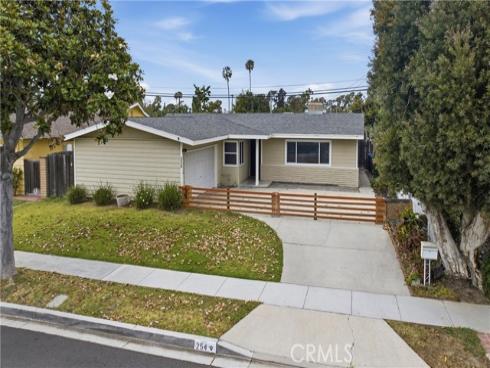254 Bucknell Road, Costa Mesa, CA