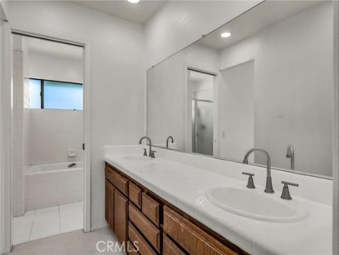 2754 Longwood Court, Costa Mesa, CA