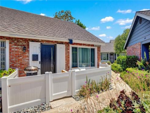 153 Lexington , Costa Mesa, CA