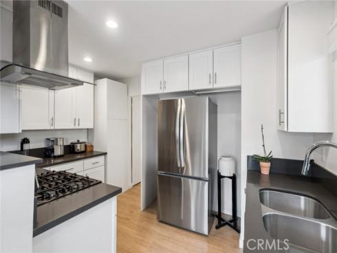782 W 18th Street, Costa Mesa, CA