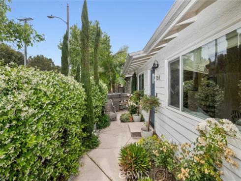 782 W 18th Street, Costa Mesa, CA