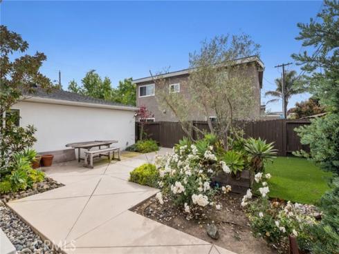 782 W 18th Street, Costa Mesa, CA