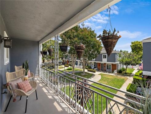 115 Morristown , Costa Mesa, CA