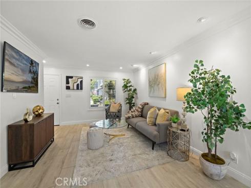 115 Morristown , Costa Mesa, CA