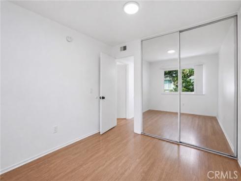 1646 Iowa C , Costa Mesa, CA