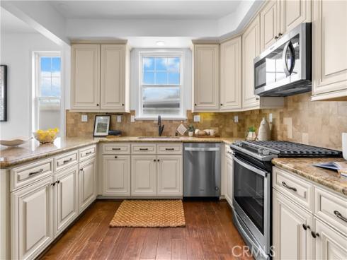 1578  Redlands  , Costa Mesa, CA