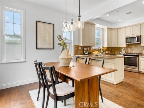 1578  Redlands  , Costa Mesa, CA