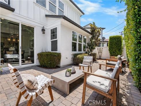 1578  Redlands  , Costa Mesa, CA