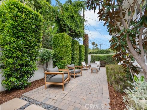 1578  Redlands  , Costa Mesa, CA