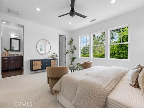 1578  Redlands  , Costa Mesa, CA