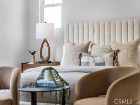 1578  Redlands  , Costa Mesa, CA