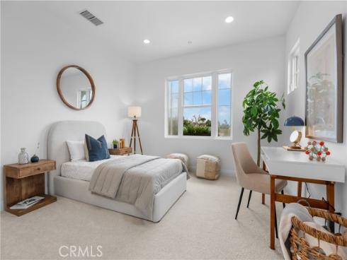 1578  Redlands  , Costa Mesa, CA