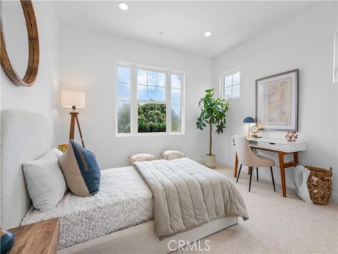 1578  Redlands  , Costa Mesa, CA